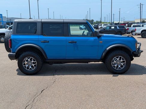 Used 2025 Ford Bronco Badlands AWD/4WD image 6