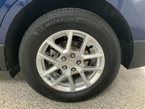 Used 2023 Chevrolet Equinox LT w/ Driver Convenience Package image 10