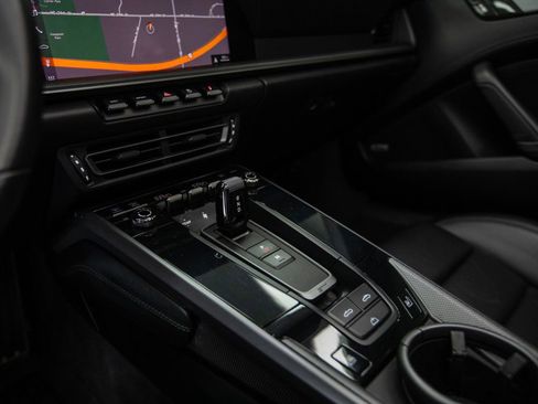 Used 2020 Porsche 911 Carrera image 23