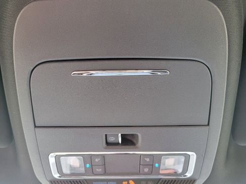 Used 2021 Ford F150 Lariat w/ Equipment Group 502A High image 33