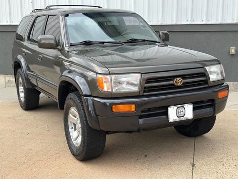 Used 1997 Toyota 4Runner Limited image 31