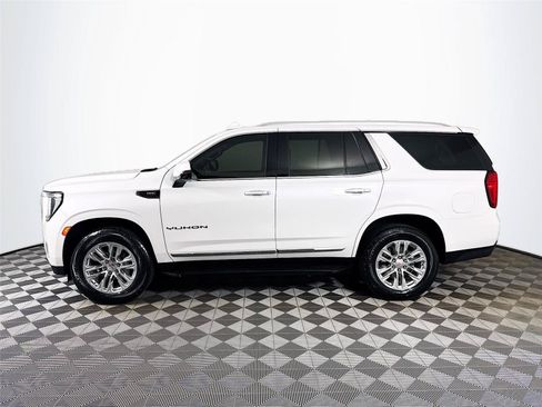 Used 2023 GMC Yukon SLT w/ SLT Premium Package RWD image 8