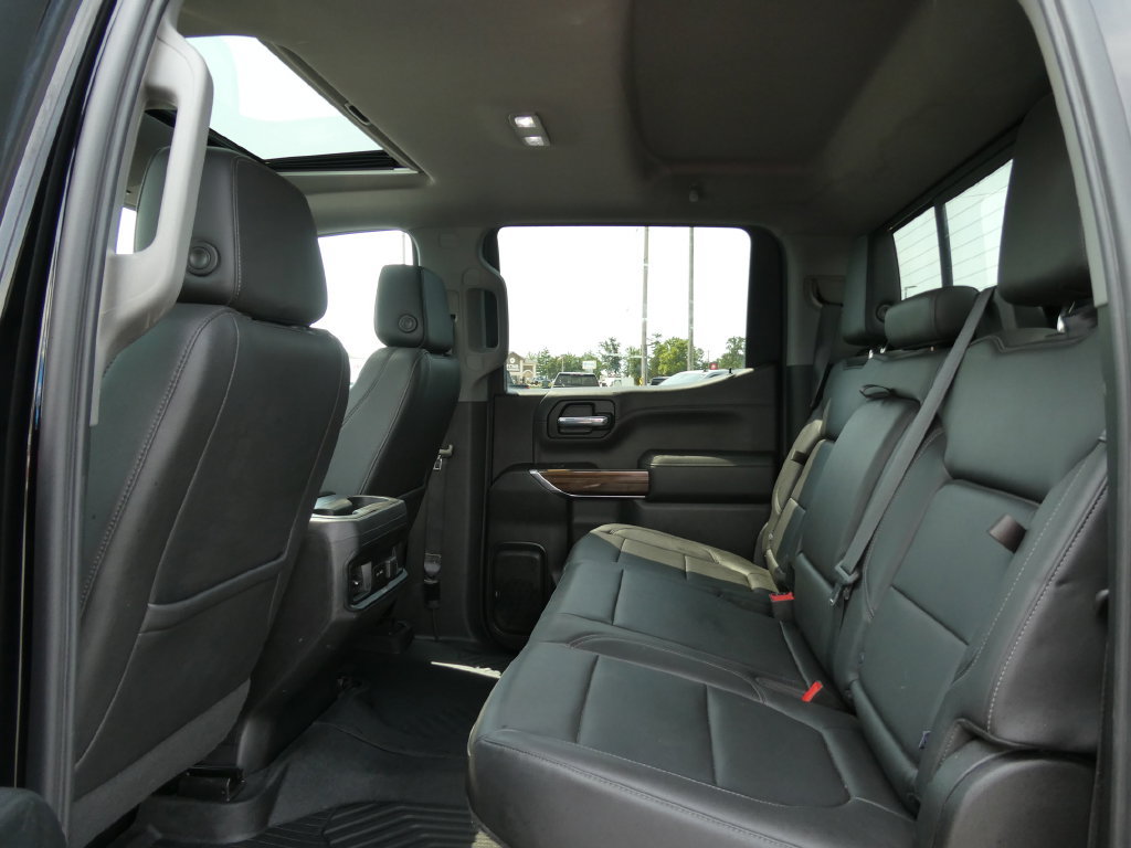 Used 2020 Chevrolet Silverado 1500 LT Trail Boss w/ Midnight Edition AWD/4WD image 19