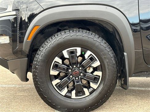 Certified 2024 Nissan Frontier Pro-X image 6