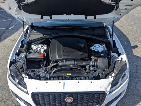 Used 2023 Jaguar F-PACE S image 51