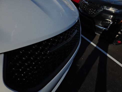 New 2026 Chrysler Pacifica Limited w/ S Appearance Package image 25