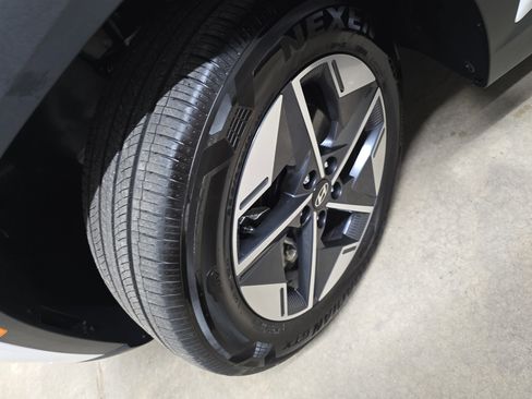Certified 2025 Hyundai Tucson SEL AWD/4WD image 34