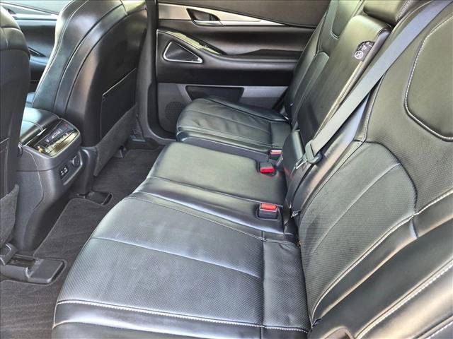 Used 2023 INFINITI QX60 Luxe w/ Vision Package FWD image 18
