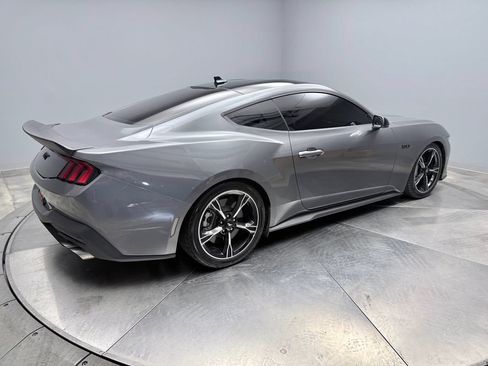 Used 2025 Ford Mustang GT RWD image 5