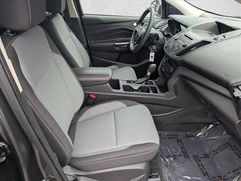 Used 2017 Ford Escape SE AWD/4WD image 20