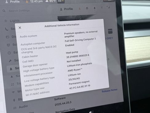 Used 2023 Tesla Model 3 Standard Range image 78