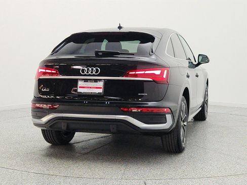 Used 2023 Audi Q5 2.0T Premium Plus w/ Premium Plus Package AWD/4WD image 6