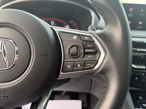 Used 2023 Acura MDX SH-AWD w/ Technology Package image 17