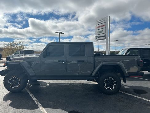 Used 2020 Jeep Gladiator Rubicon image 8