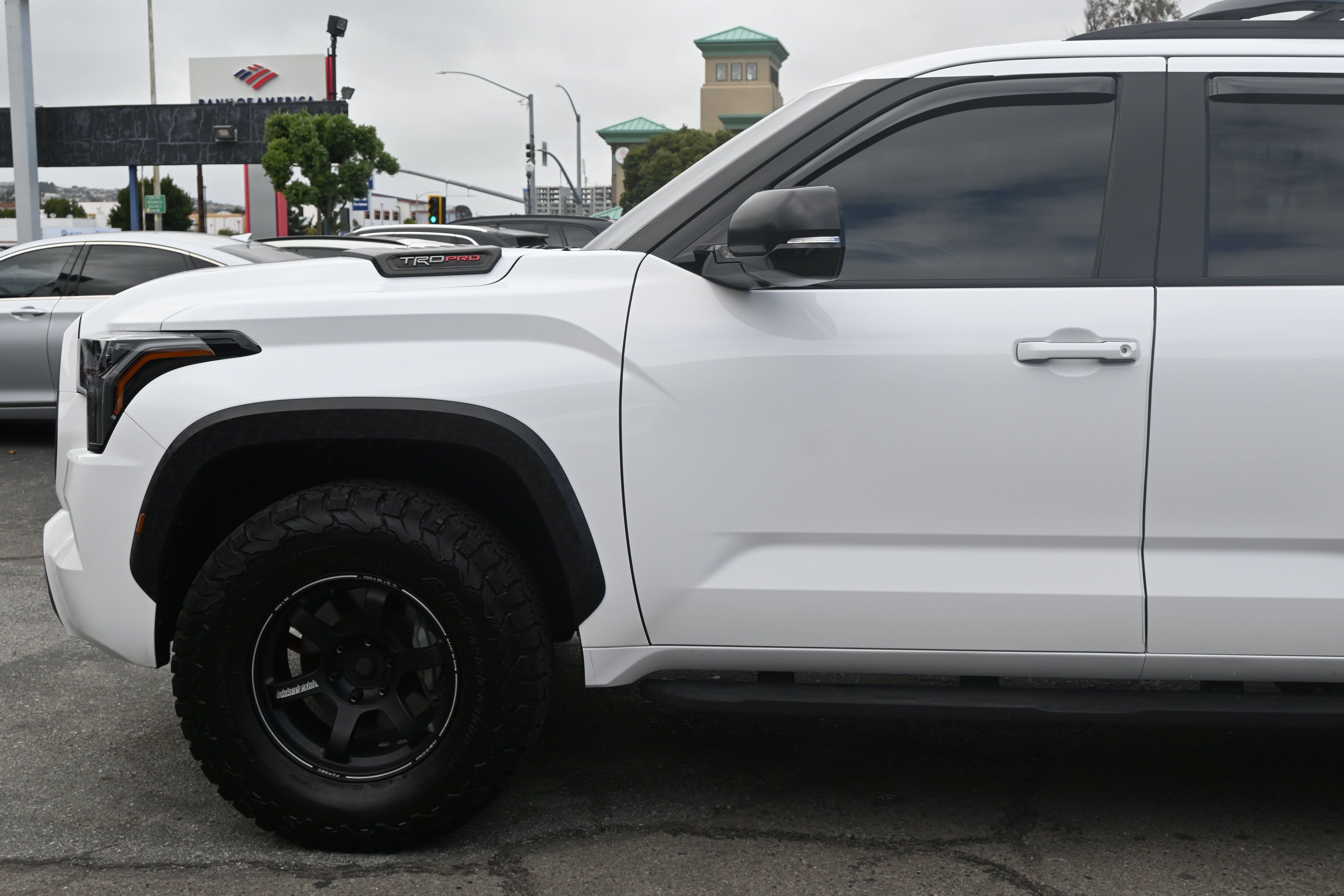 Used 2024 Toyota Sequoia TRD Pro AWD/4WD image 9