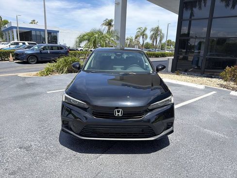 Certified 2024 Honda Civic EX image 3