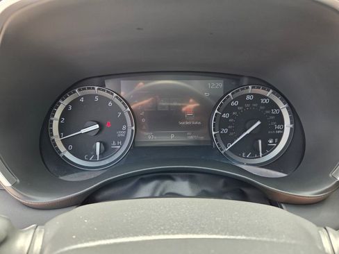 Used 2021 Toyota Highlander XLE FWD image 34