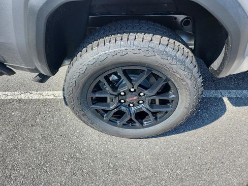 New 2026 GMC Canyon AT4 w/ Technology Plus Package image 5