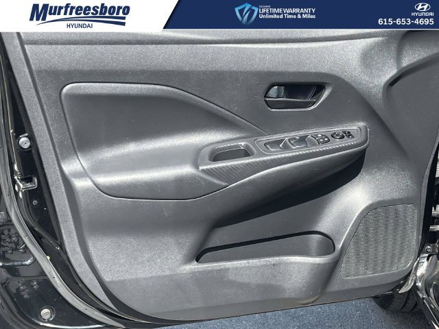 Used 2020 Nissan Versa S FWD image 14