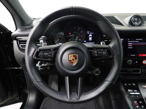 Certified 2026 Porsche Macan AWD/4WD image 25