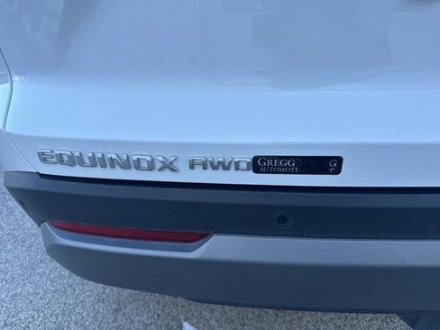 Used 2025 Chevrolet Equinox LT AWD/4WD image 13