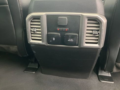 Used 2021 Ford F250 Platinum w/ FX4 Off-Road Package image 18