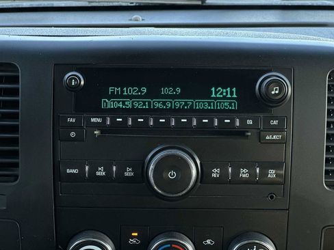 Used 2014 Chevrolet Silverado 2500 LT image 12