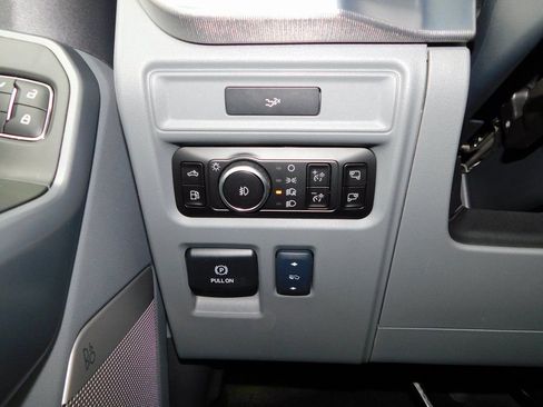 New 2026 Ford F150 Lariat w/ Equipment Group 501A Mid image 29