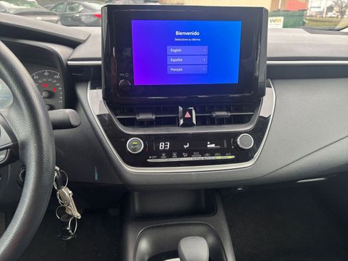 Used 2025 Toyota Corolla LE image 18