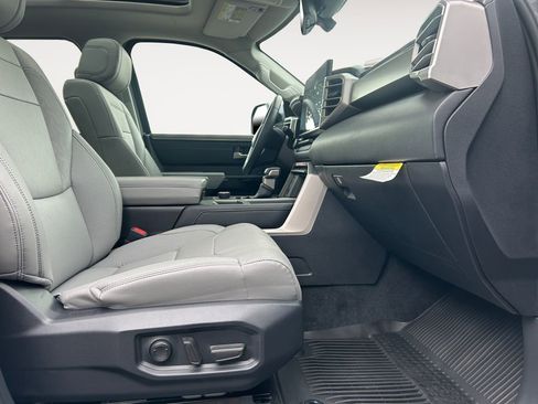 Used 2024 Toyota Tundra Limited image 10