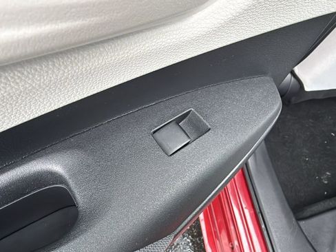 Certified 2023 Toyota Corolla LE image 31