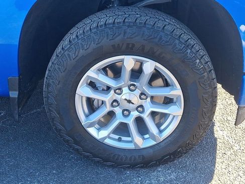 Certified 2025 Chevrolet Silverado 1500 RST w/ Z71 Off-Road Package image 8