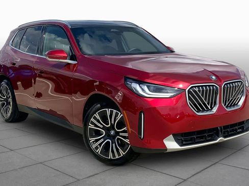 Used 2025 BMW X3 xDrive30i image 2