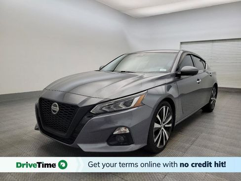 Used 2020 Nissan Altima 2.0 Platinum image 1