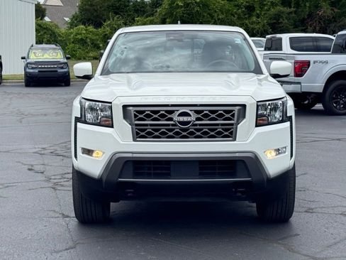 Used 2022 Nissan Frontier SV AWD/4WD image 17