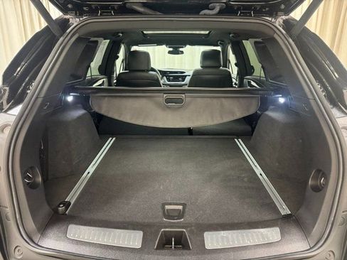 Used 2025 Cadillac XT5 Premium Luxury image 22