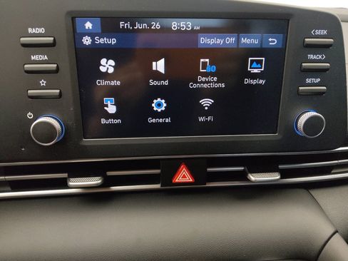 Used 2025 Hyundai Elantra SE FWD image 23
