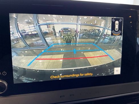 Used 2024 Toyota Prius XLE image 15