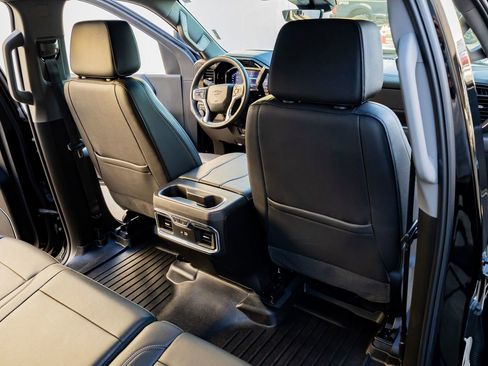 Used 2024 Chevrolet Silverado 2500 LTZ w/ LTZ Plus Package image 32