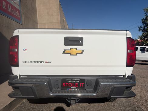 Used 2017 Chevrolet Colorado W/T w/ WT Convenience Package RWD image 10