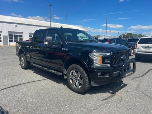 Used 2018 Ford F150 XLT w/ Equipment Group 302A Luxury AWD/4WD image 7