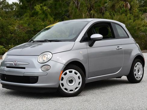 Used 2015 FIAT 500 Pop FWD image 22