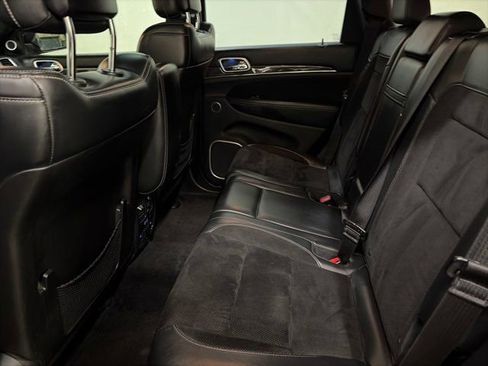 Used 2015 Jeep Grand Cherokee SRT w/ Trailer Tow Group IV image 28