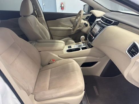Used 2018 Nissan Murano SV w/ Premium Package FWD image 23