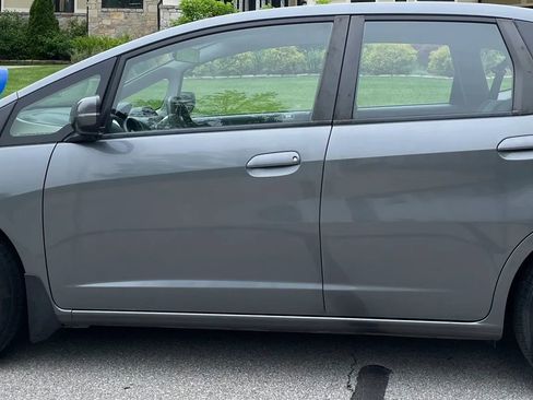 Used 2012 Honda Fit image 2