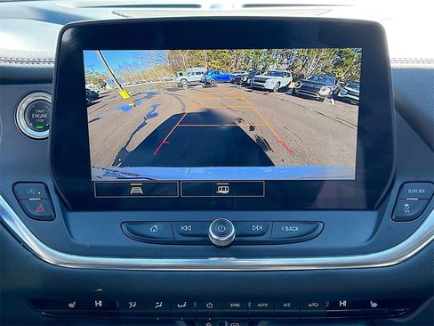 Used 2025 Chevrolet Blazer LT image 16