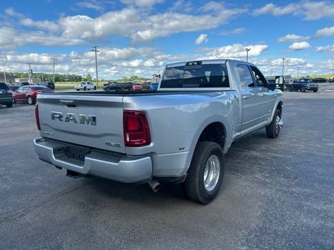 New 2026 RAM 3500 Limited AWD/4WD image 3