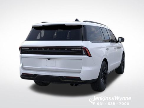 New 2026 Lincoln Navigator Reserve AWD/4WD image 8