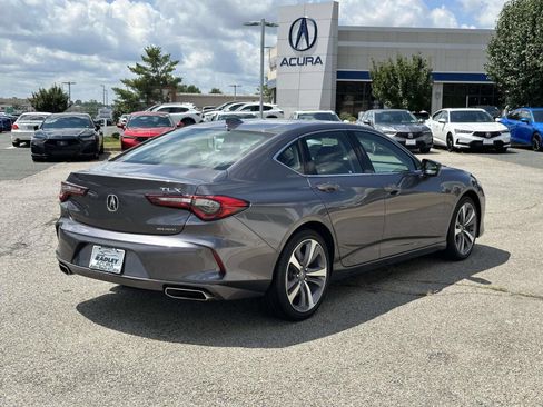 Used 2023 Acura TLX SH-AWD w/ Advance Package image 2