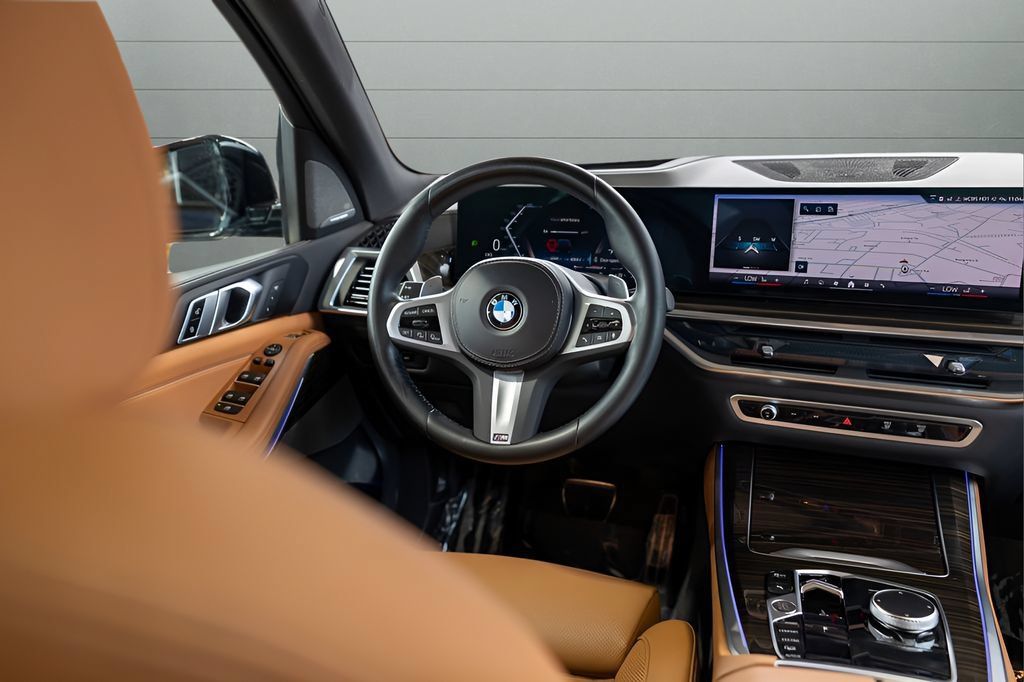 Used 2024 BMW X5 xDrive40i w/ M Sport Package AWD/4WD image 26